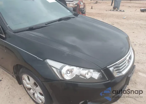 2010 Honda Accord 3.5 Ex-L z USA, uszkodzony, nr VIN 1HGCP3F89AA011860